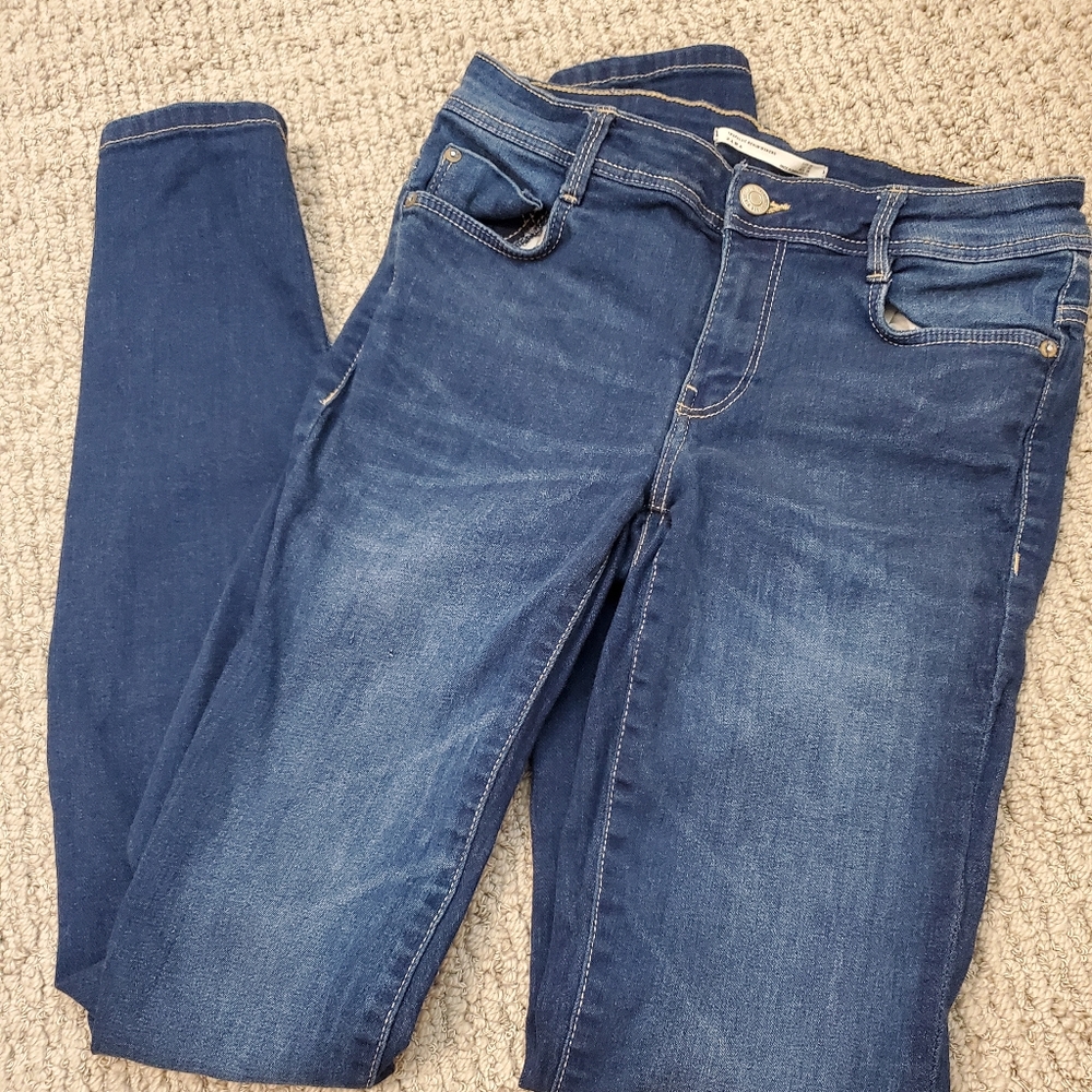 Zara jeans size 38 (I usually wear size 26/27)